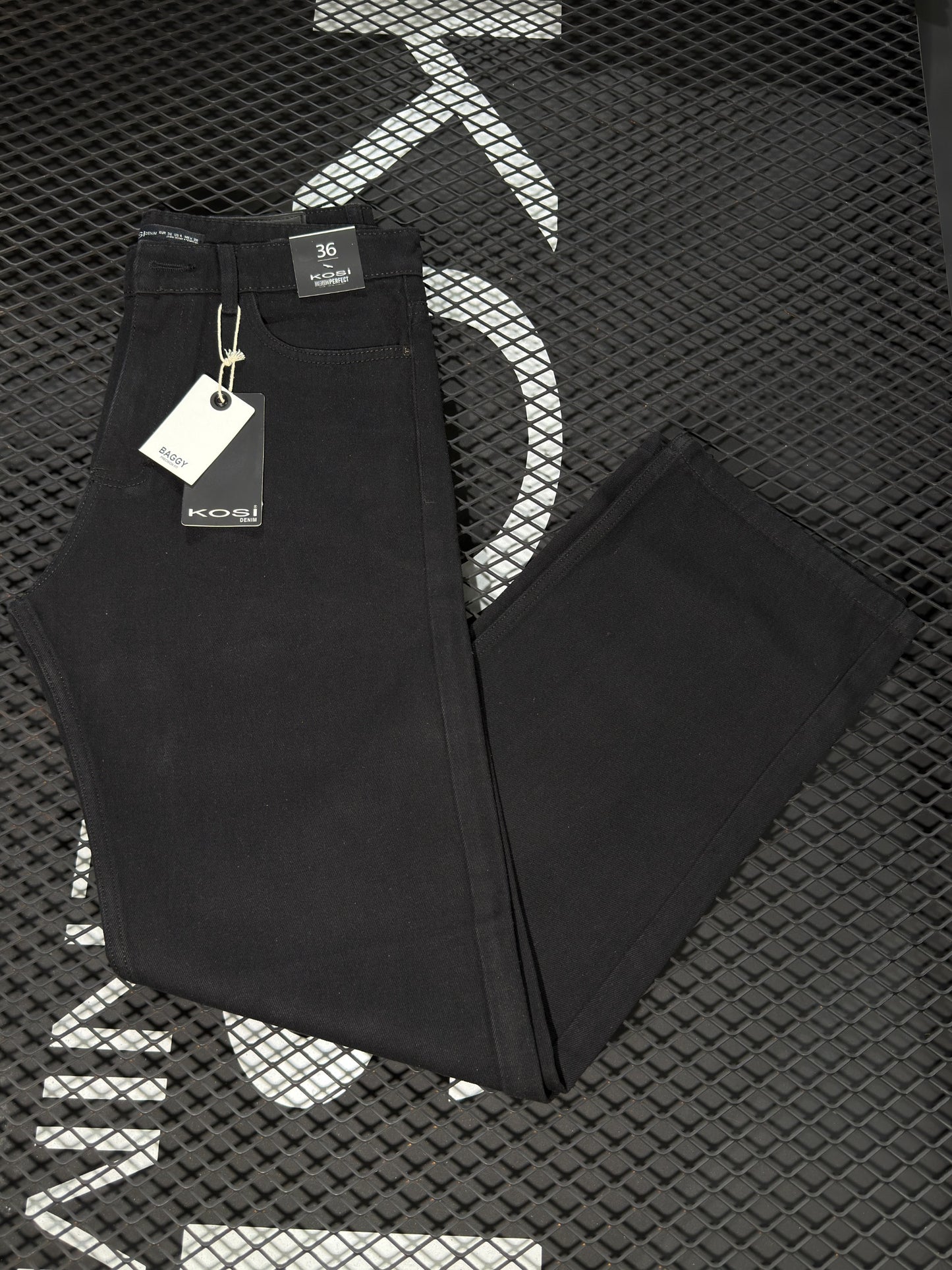 jeans corte baggy fit