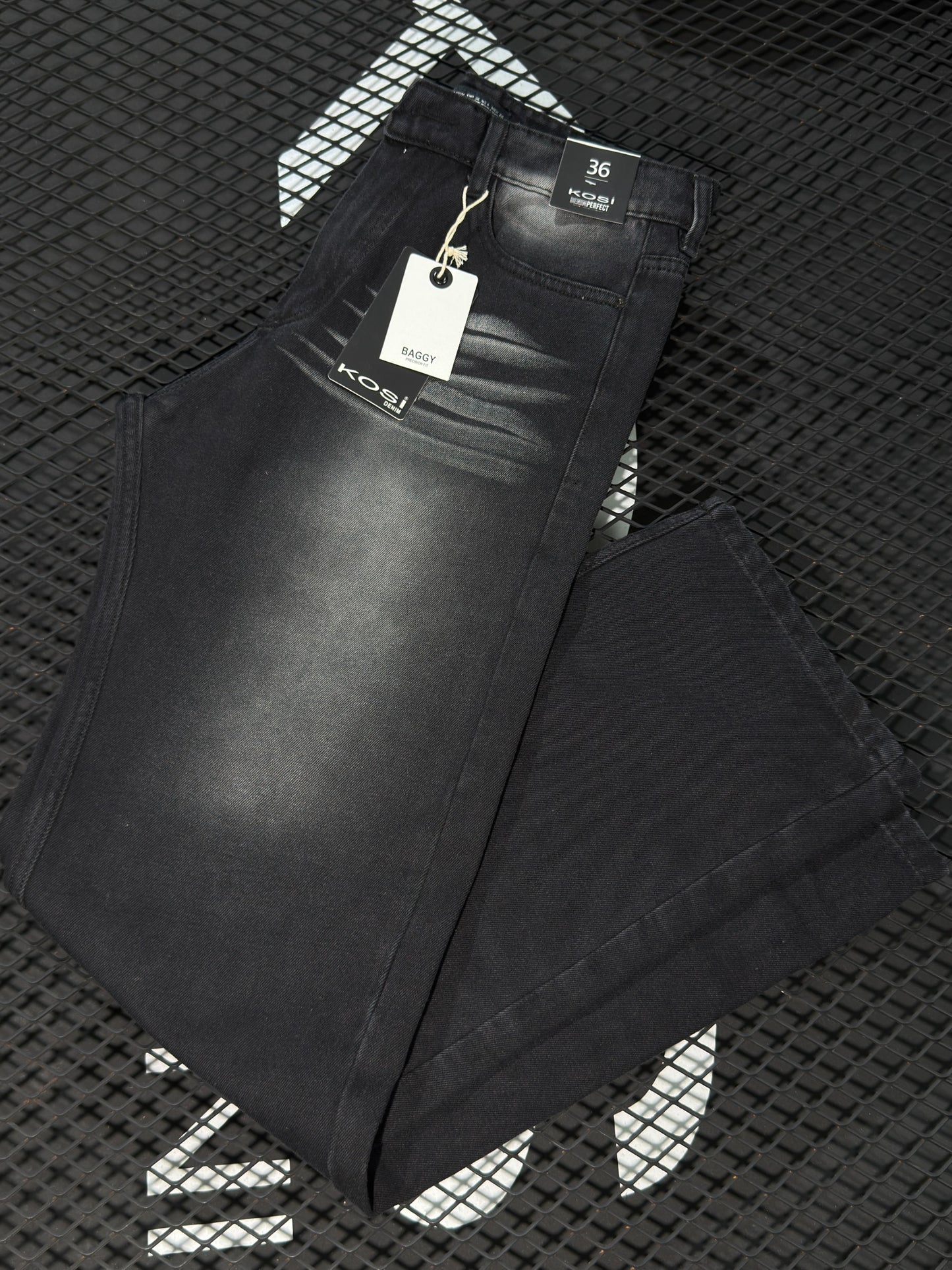 jeans corte baggy fit